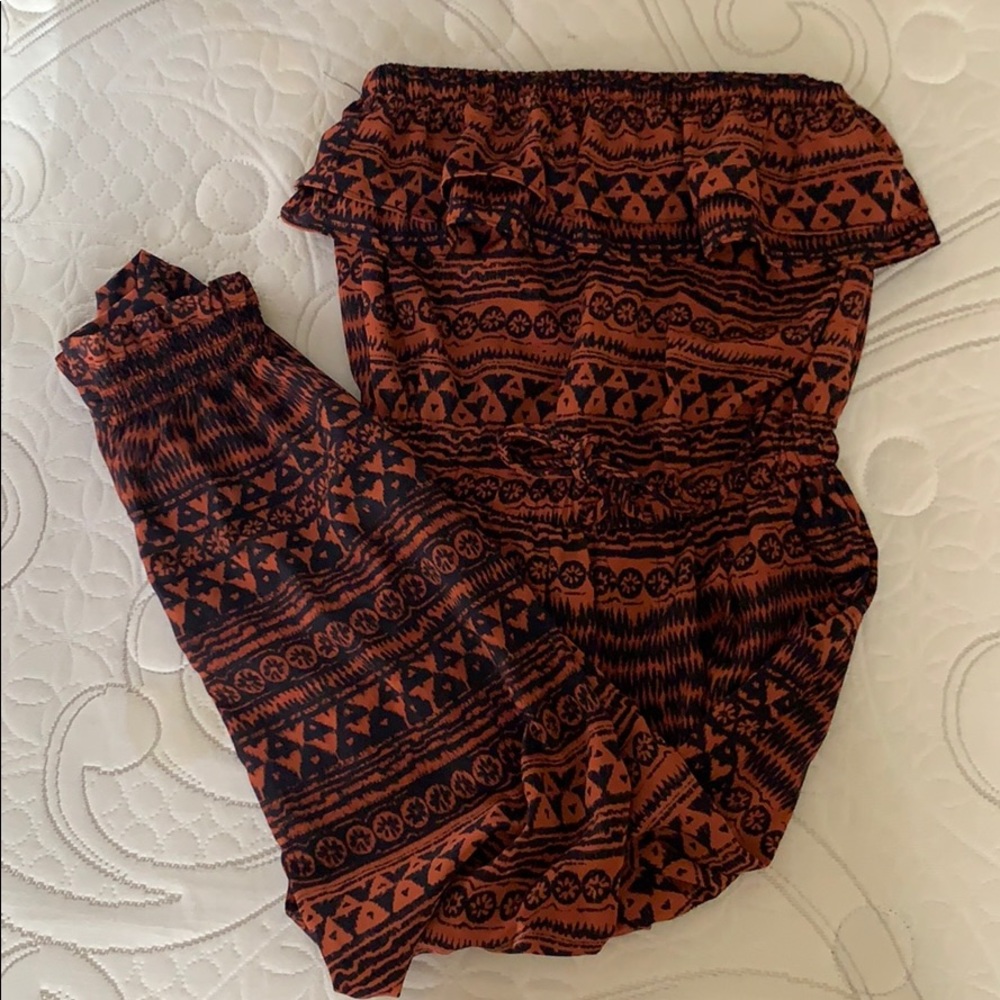 Line and Dot pattered pant romper